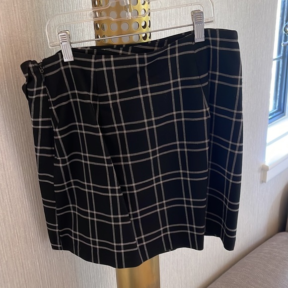 Abercrombie Skirt - Picture 2 of 2